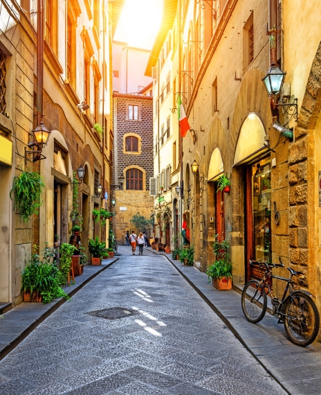 © ekaterina_belova - stock.adobe.com Gasse in Florenz, Italien