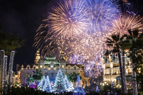 Feuerwerk über dem Casino Monte-Carlo