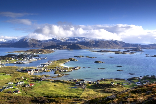 die Insel Sommaroy nahe Tromsø, Norwegen