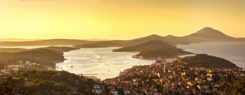 Panoramablick über Mali Lošinj in Kroatien