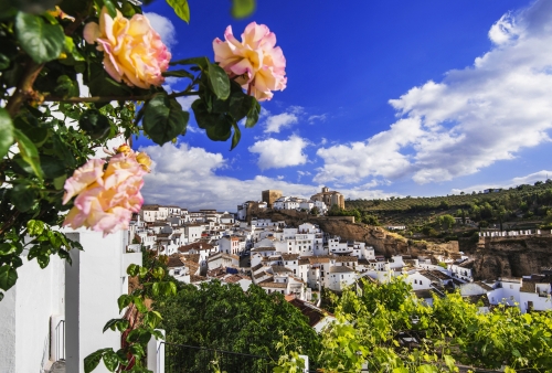 Setenil de las Bodegas in Andalusien, Spanien