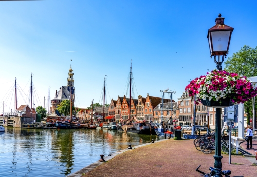 historischer Hafen von Hoorn in den Niederlanden