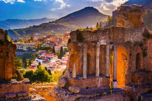 Ruinen des Taormina Theaters auf Sizilien, Italien