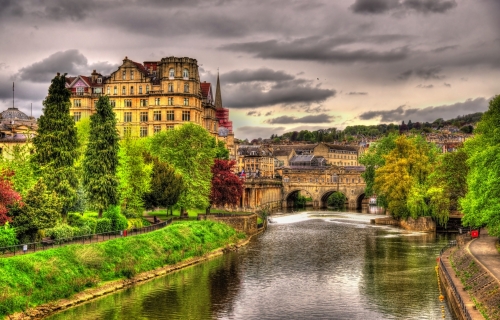 Bath in der Grafschaft Somerset am Fluss Avon, Vereinigtes Königreich