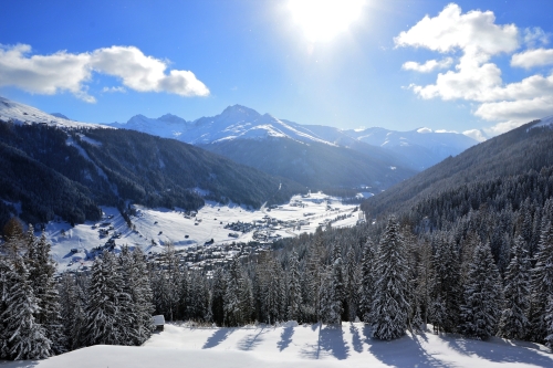 Blick von der Schatzalp auf Davos, Schweiz