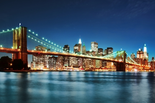 Brooklyn bridge at night