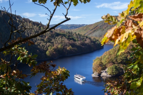 Rursee mitten im Nationalpark Eifel