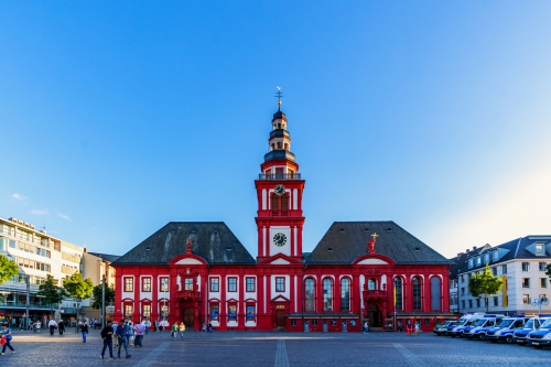 Marktplatz und Altes Rathaus in Mannheim, Deutschland