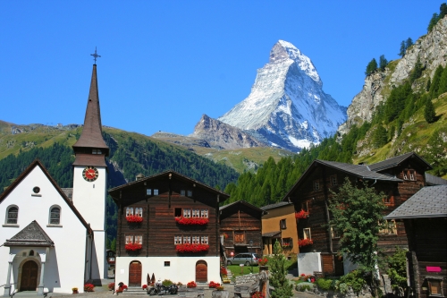 Blick von Zermatt aufs Matterhorn