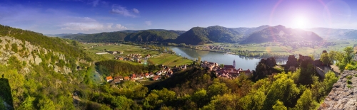 Luftbild von Dürnstein in der Wachau in Österreich