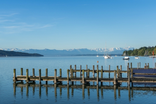 Starnberger See mit Bergblick