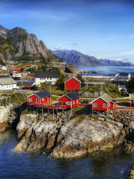 © Helena Bilkova - stock.adobe.com Hamnoy in den Lofoten