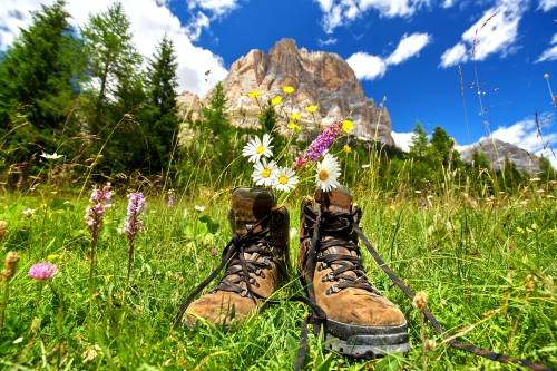 Pause bei der Bergwanderung in den Dolomiten