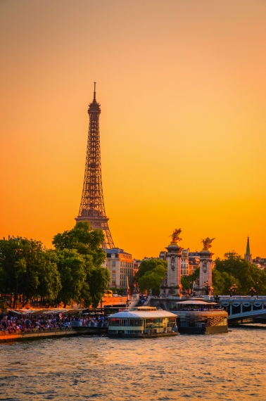 Sonnenuntergangansicht des Eiffelturms