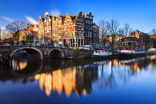 UNESCO-Welterbekanäle „Brouwersgracht“ und „Prinsengracht“ (Prinzenkanal) in Amsterdam