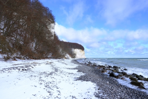 winterliche Kreidefelsen