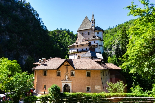 Wallfahrtskirche San Romedio