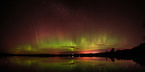 Nordlichter am Loch of Skene im Tiefland in Aberdeenshire