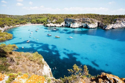 Cala Macarelleta auf der balearischen Insel Menorca, Spanien