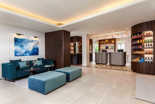 Courtyard_by_Marriot_Hamburg_Airport