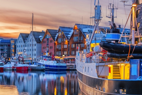 Hafen von Tromsø im Winter