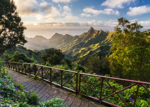 Blick in das Anaga Gebirge auf Teneriffa