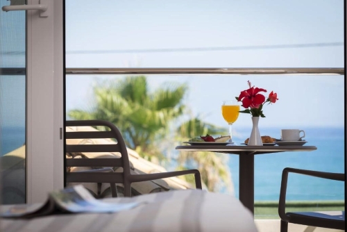 Acharavi_Beach_Hotel