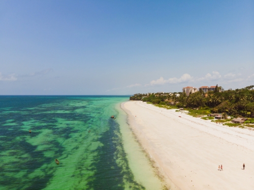 freepik_mombasa_strand_kenia
