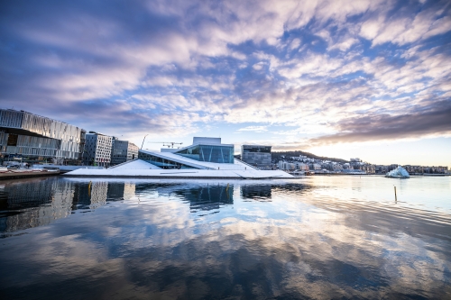 © surangaw - stock.adobe.com Oslos Oper im Winter