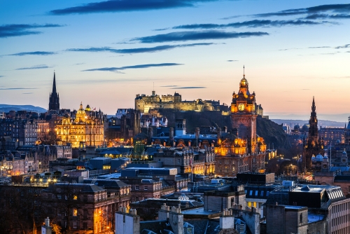 Edinburgh am Abend