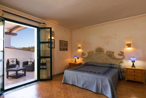 I-Hotel_Poseidonia_Sardinien_1