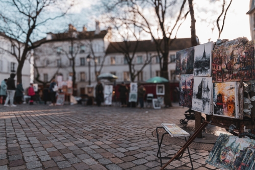 Place du Tertre in Parisµ4