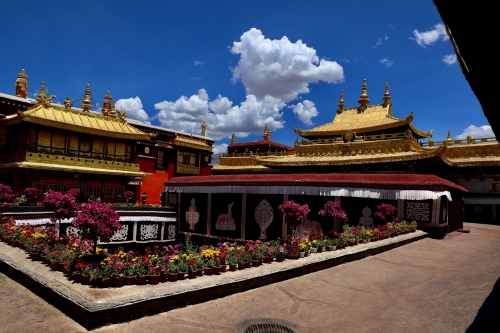 gang-hao-ptZOvsHSU_s-unsplash_jokhang_tempel_lhasa