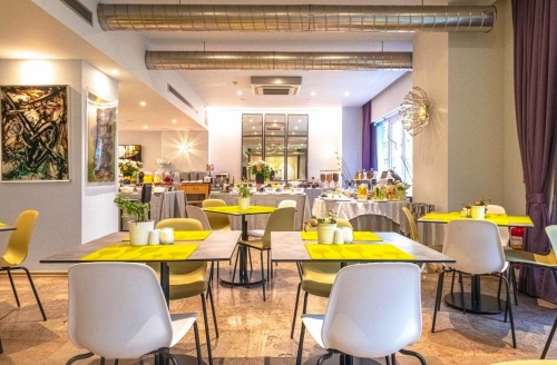 Polis_grand_hotel_2