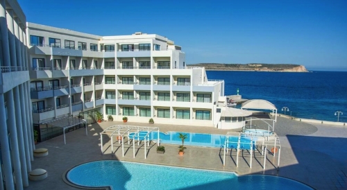 Hotel_Riviera_Spa_Resort_Marfa_Bay