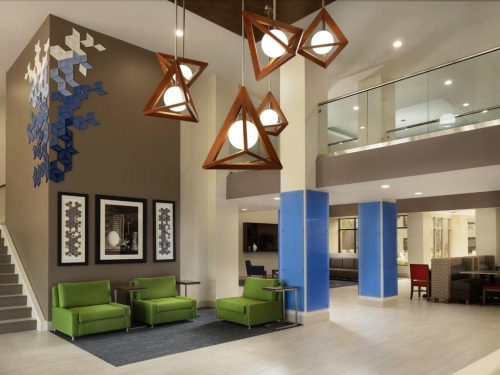 Holiday_Inn_Express