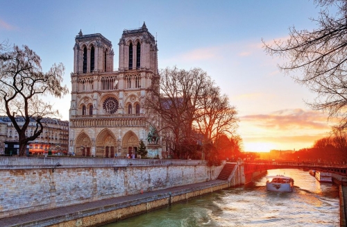 Paris - Notre Dame bei Sonnenaufgang