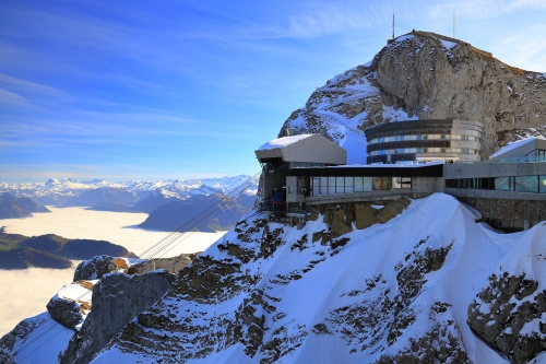 Panorama vom Pilatus über den Vierwaldstättersee im Winterµ4