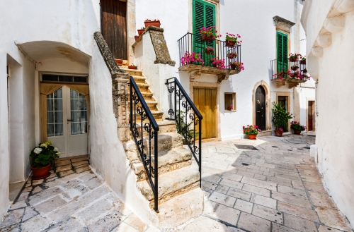 Gasse in Locorotondo~1