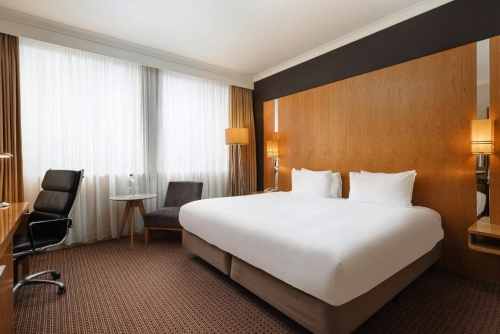 Crowne Plaza London Ealing~1