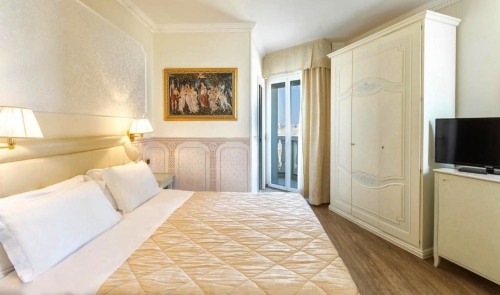 Hotel Baia Imperiale, Rimini~1