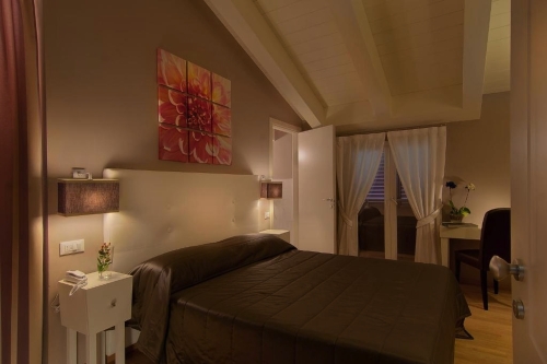 Hotel_Arnolfo