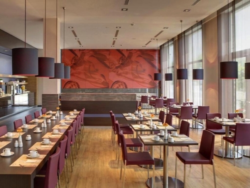 InterCity_Hotel_Leipzig~2
