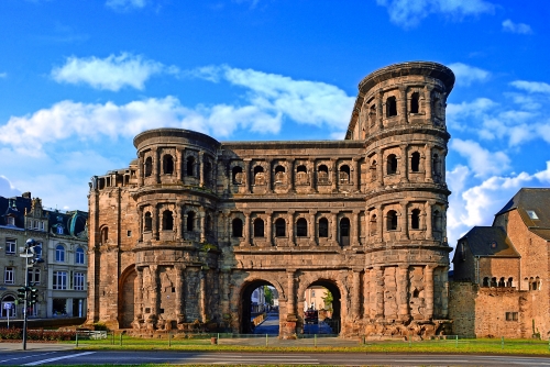 Porta Nigra: das schwarze Stadttor von Trier