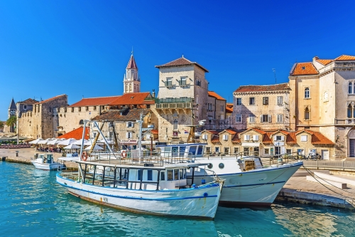 Trogir an der dalmatinischen Küste Kroatiens