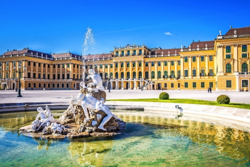 Neptunbrunnen vor Schloß Schönbrunn, Wien