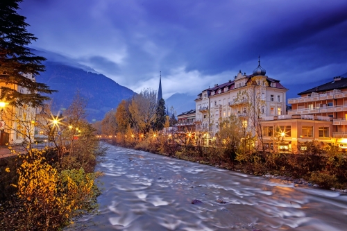 © olezzo - stock.adobe.com Meran in Südtirol