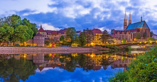 Ochsenbastei mit Peterskirche und Neisse in Görlitz, Deutschland