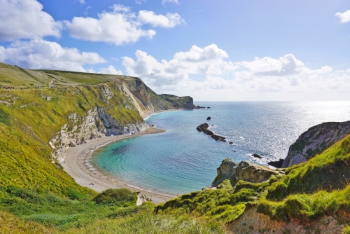 Lulworth Cove auf der englischen Jurassic Coast in Dorset, England