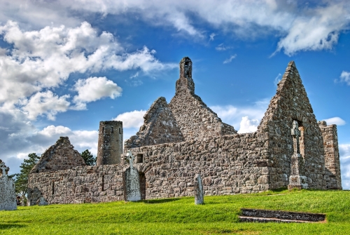 Kloster von Clonmacnoise, Irland